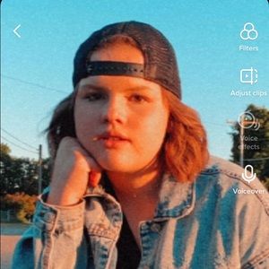 Meet your Posher, Rebecca